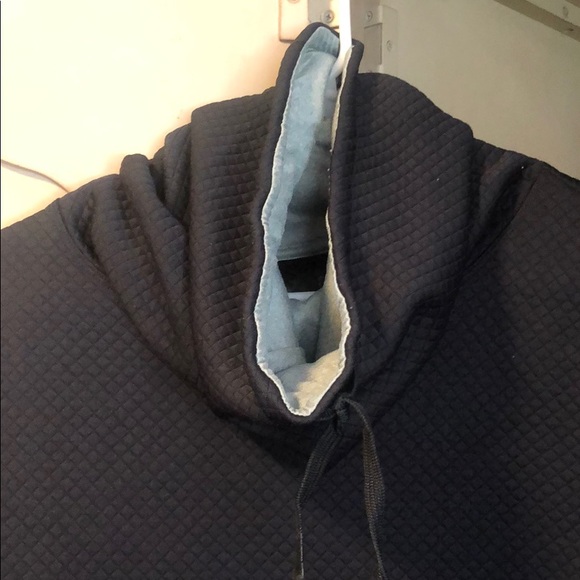 Under Armour sweatshirt - Picture 2 of 3